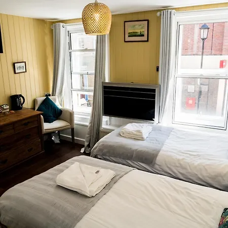 The Wheatsheaf Hotel-2